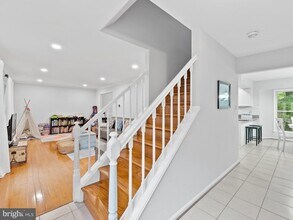 2602 Oakledge Ct in Vienna, VA - Building Photo - Building Photo