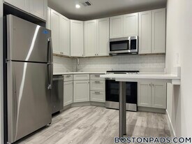 10 Cawfield St, Unit 2 in Boston, MA - Building Photo