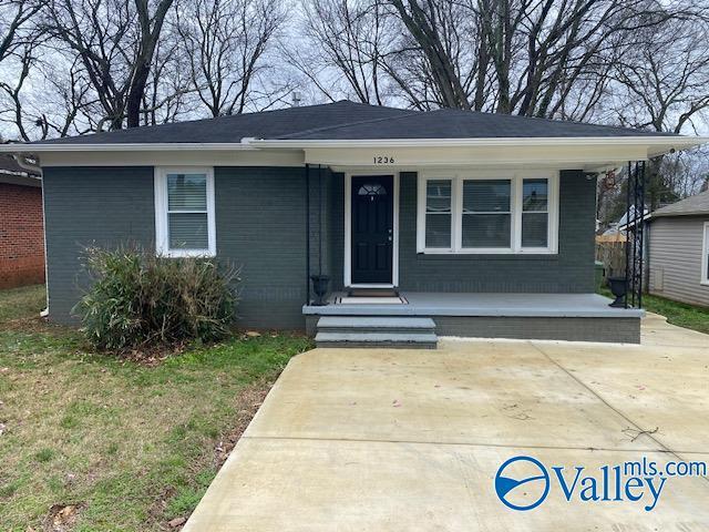 property at 1236 Oshaughnessy Ave NE