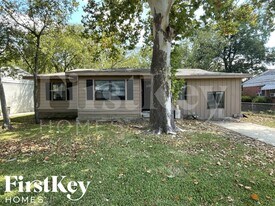 1504 Valley View St in Mesquite, TX - Building Photo