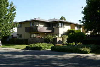 280 Waverley St in Menlo Park, CA - Building Photo - Building Photo