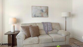 10670 Jake Jabs Blvd in Longmont, CO - Building Photo