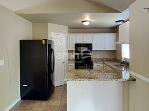 1329 E 410 S St in Spanish Fork, UT - Foto de edificio - Building Photo