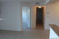 250 Palm Cir W, Unit 105 photo'