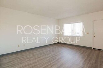 1518 E Hedrick Dr in Tucson, AZ - Foto de edificio - Building Photo