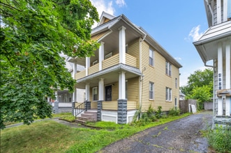 4097 E 64th St in Cleveland, OH - Building Photo - Building Photo