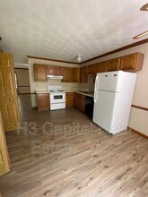 100 Southgate Dr in Freeburg, IL - Building Photo - Building Photo