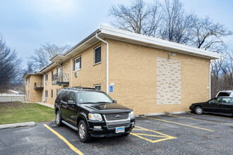 501-513 Chicago Rd in Thornton, IL - Building Photo - Building Photo