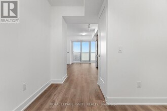 2545 Simcoe St N in Oshawa, ON - Building Photo - Building Photo