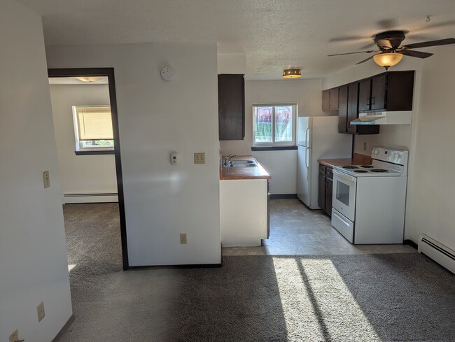 400 N Spring ave, Unit 3