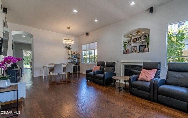 665 Camino De La Luz in Thousand Oaks, CA - Building Photo - Building Photo