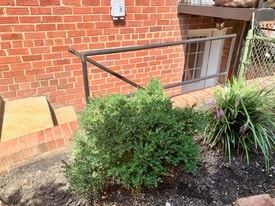 201 E Taylor Run Pkwy