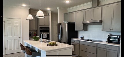 1589 SE Dome Cir in Port St. Lucie, FL - Building Photo - Building Photo