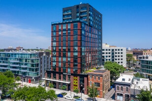 Wicker Park Connection in Chicago, IL - Building Photo