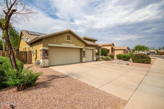 1676 E Hawken Pl in Chandler, AZ - Building Photo - Building Photo