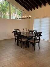 3231 Salzedo St in Coral Gables, FL - Foto de edificio - Building Photo