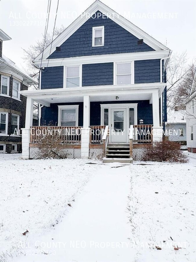 property at 911 Fulton Rd NW