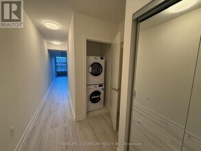 110 Broadway Ave in Toronto, ON - Building Photo - Building Photo