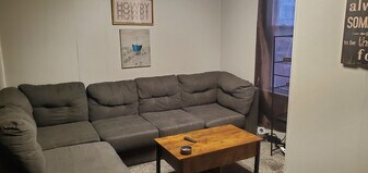 127 1/2 S 7th St, Unit Down in Richmond, IN - Building Photo