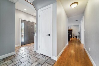 16 Fort Hill Rd in Goshen, NY - Building Photo - Building Photo