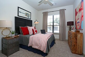 The Royce at 8100 in Austin, TX - Building Photo - Interior Photo