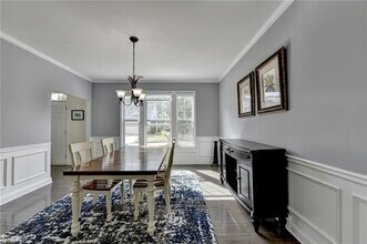 1640 Primrose Park Rd in Sugar Hill, GA - Building Photo - Building Photo