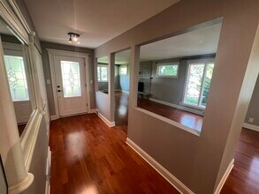 9240 S 87th Ct in Oak Lawn, IL - Building Photo - Building Photo