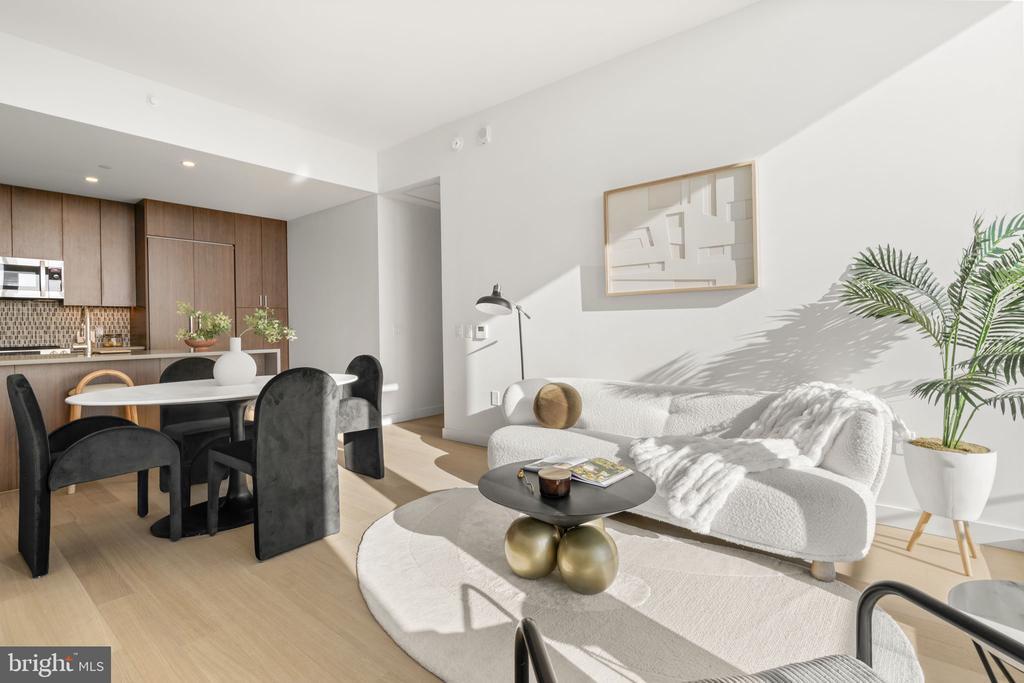 210 S 12th St in Philadelphia, PA - Building Photo