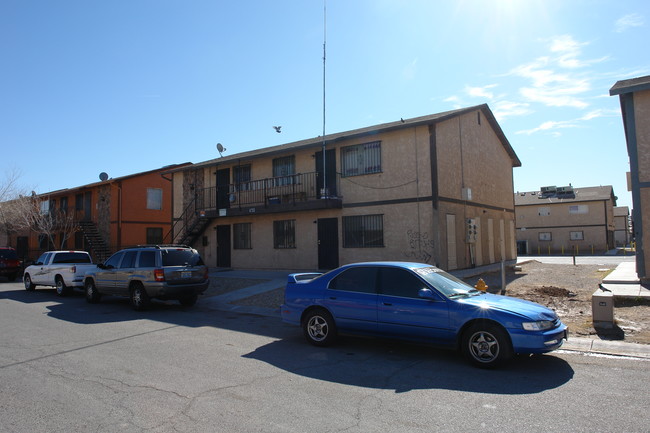 4753 Convaire Ave in Las Vegas, NV - Building Photo - Building Photo