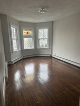504 Broadway, Unit 2 in Providence, RI - Building Photo - Building Photo