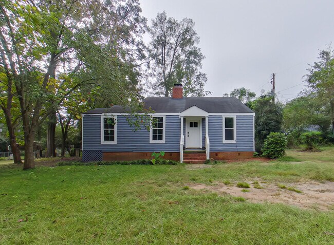property at 1032 Eustis Dr