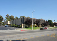 Gleenwood Villa Apartments in Oxnard, CA - Foto de edificio - Building Photo