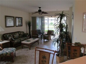 10134 Colonial Country Club Blvd in Ft. Myers, FL - Building Photo - Building Photo