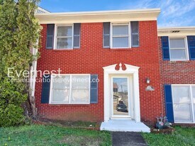 5016 Cheshire Ct in Birmingham, AL - Building Photo