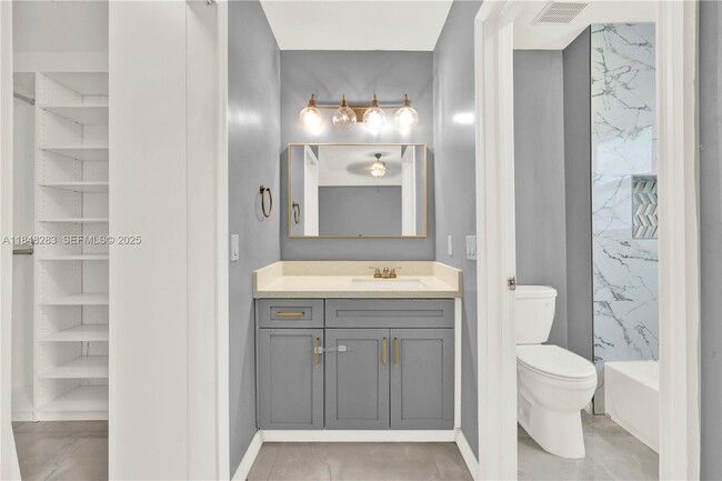 property at 1637 SE 30th St