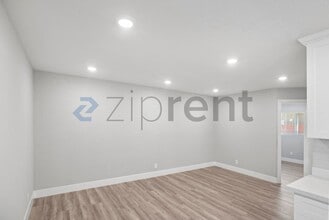 26910 Manon Ave in Hayward, CA - Foto de edificio - Building Photo