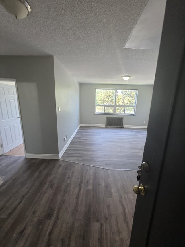 Hamilton Manor Apartments