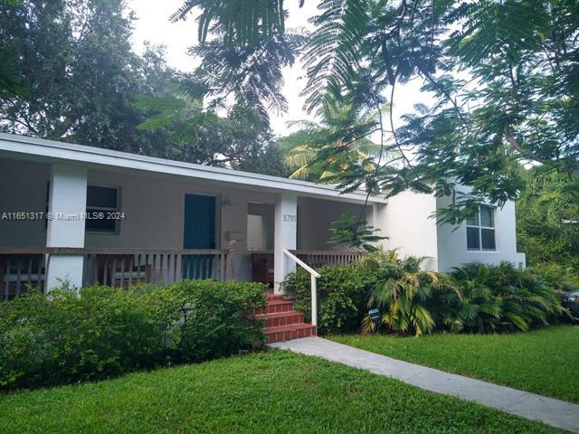 5791 SW 62nd Ter in Miami, FL - Building Photo