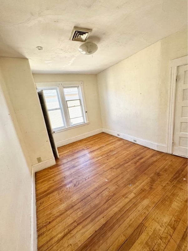 28 Vale St in Worcester, MA - Building Photo - Building Photo