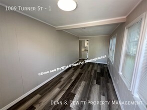 1009 Turner St in Clearwater, FL - Building Photo - Building Photo