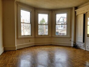 358 Lawn St in Pittsburgh, PA - Building Photo - Building Photo