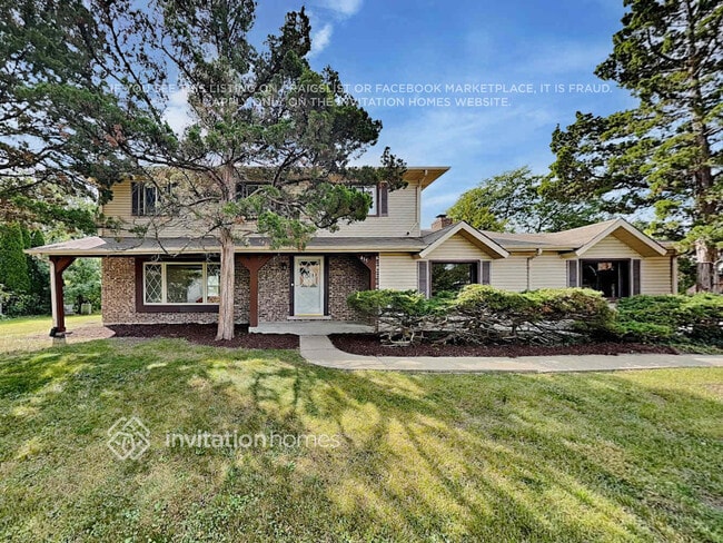 property at 415 Sussex Ct