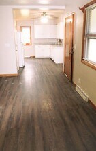 2237 Mt Vernon Rd SE in Cedar Rapids, IA - Building Photo - Building Photo