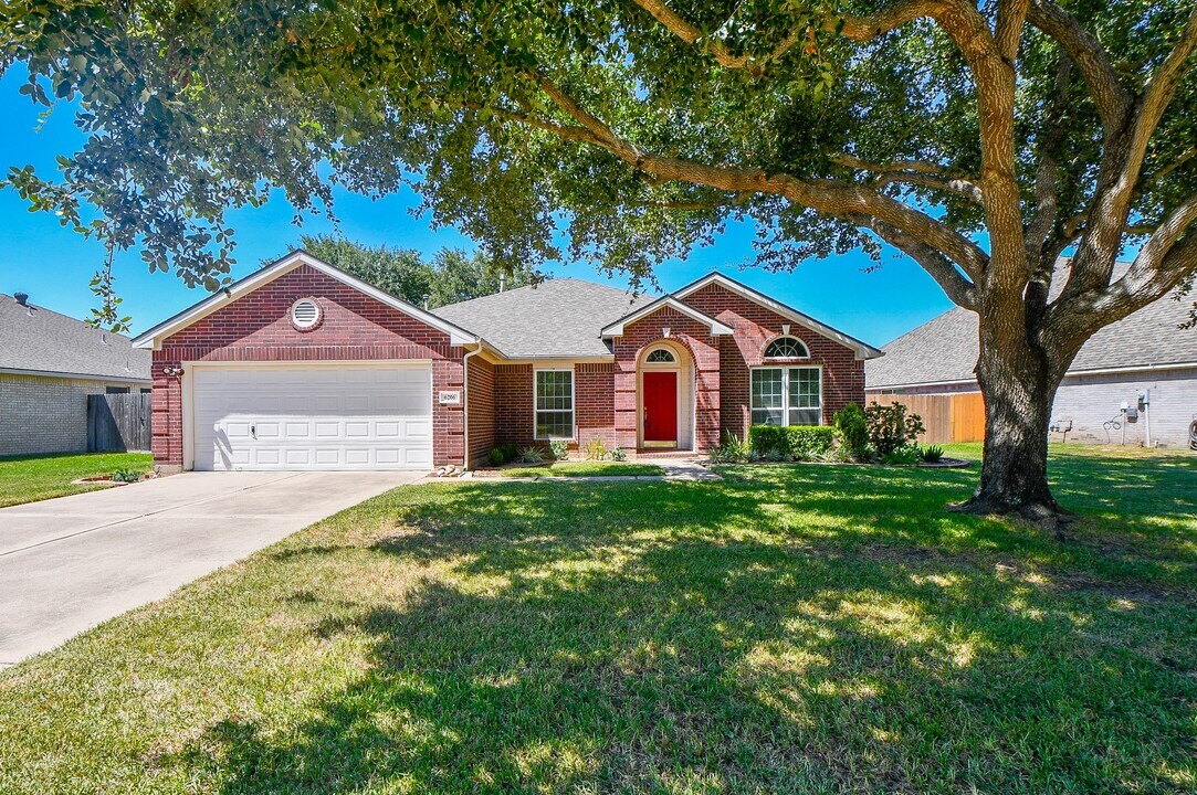 6206 Fawnlake Dr in Katy, TX - Building Photo