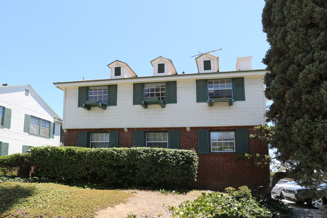 3328 Woodbine St in Los Angeles, CA - Building Photo - Building Photo