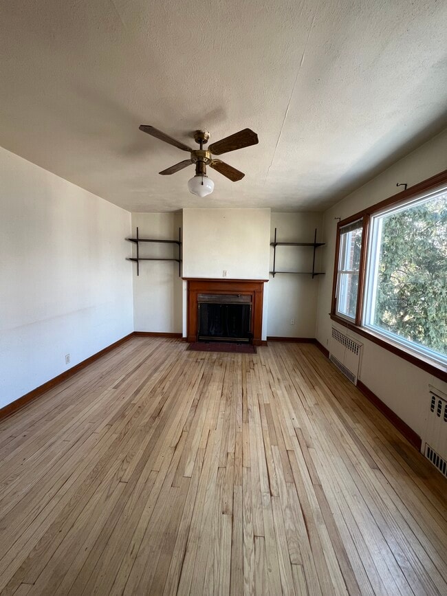 2009 Carey Ct, Unit 2