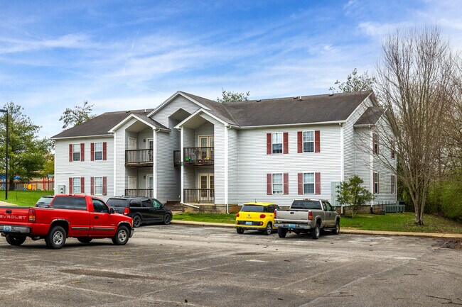 Paris Pointe Apartments in Paris, KY - Building Photo - Building Photo