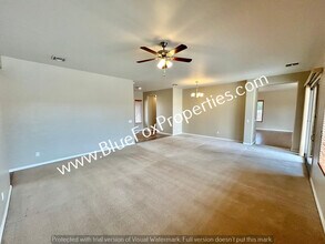 8462 N Ironwood Reserve Way in Tucson, AZ - Building Photo - Building Photo