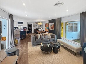 100 SW 17th St in Pompano Beach, FL - Building Photo - Building Photo