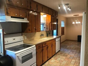 1806 Foxwood Rd in Houston, TX - Building Photo - Building Photo